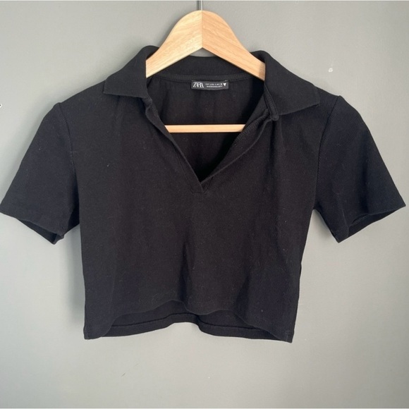 Zara Black cropped Short Sleeve Collared Shirt. Runs small. - Picture 5 of 5